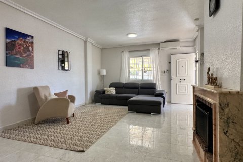 Villa for sale in Alicante, Spain 3 bedrooms, 187 sq.m. No. 146736 - photo 20