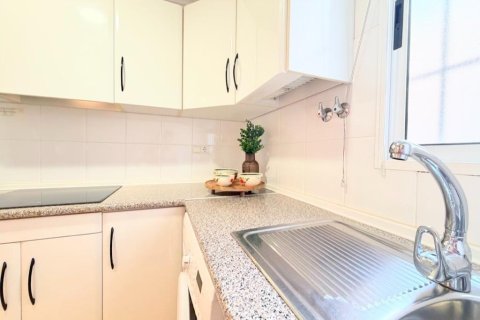 Kattohuoneisto myytävänä Torrevieja, Alicante, Espanja, 3 makuuhuonetta, 73 m2 No. 146731 - kuva 11