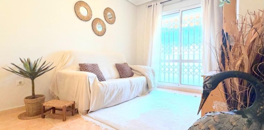 Kattohuoneisto Torrevieja, Alicante, Espanja 3 makuuhuonetta, 73 m2 No. 146731