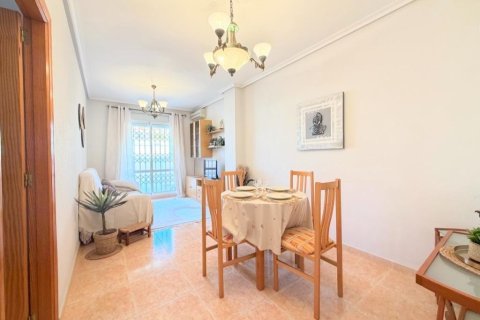 Kattohuoneisto myytävänä Torrevieja, Alicante, Espanja, 3 makuuhuonetta, 73 m2 No. 146731 - kuva 9