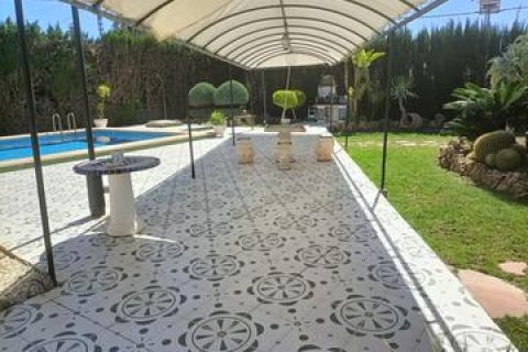 Villa for sale Elche, Alicante, Spain 4 bedrooms, 200 sq.m. No. 115066 - photo 16