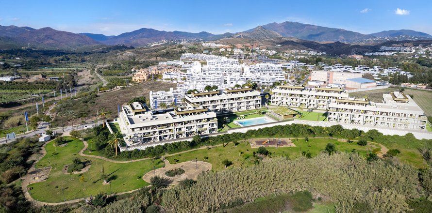 Apartment in Estepona, Malaga, Spain 3 bedrooms, 134.3 sq.m. No. 174796