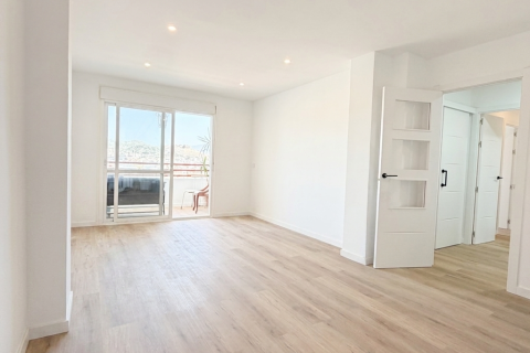 Apartment à vendre à Malaga, Espagne, 3 chambres, 100 m2 No. 188026 - photo 4