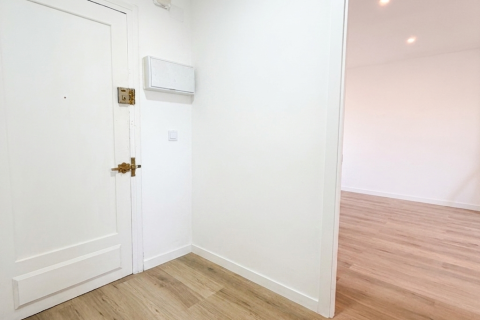 Apartment à vendre à Malaga, Espagne, 3 chambres, 100 m2 No. 188026 - photo 6