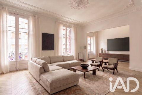 Apartment à vendre à Barcelona, Espagne, 4 chambres, 226 m2 No. 188027 - photo 2