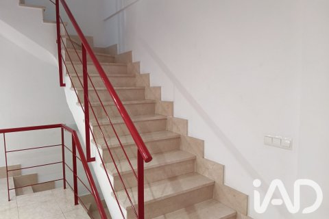 Townhouse à vendre à Onda, Castellon, Espagne, 3 chambres, 211 m2 No. 188025 - photo 2