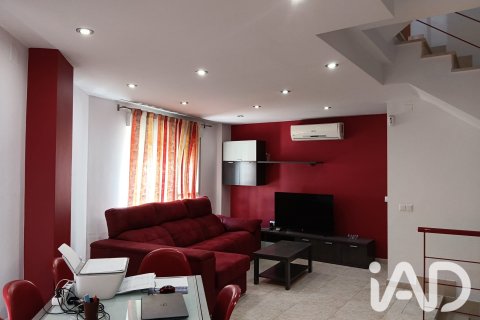Townhouse à Onda, Castellon, Espagne 3 chambres, 211 m2 No. 188025