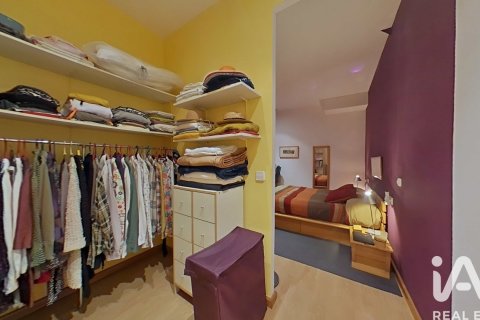 Продажа коммерческой недвижимости в Барселона, Испания 1 спальня, 165м2 №188024 - фото 16