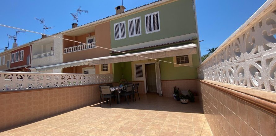 Hus i Torrevieja, Alicante, Spanien 3 sovrum, 80 kvm. Nr. 160949