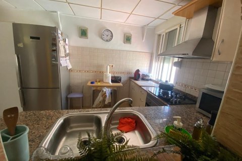 Hus till salu i Torrevieja, Alicante, Spanien 3 sovrum, 80 kvm. Nr. 160949 - foto 14