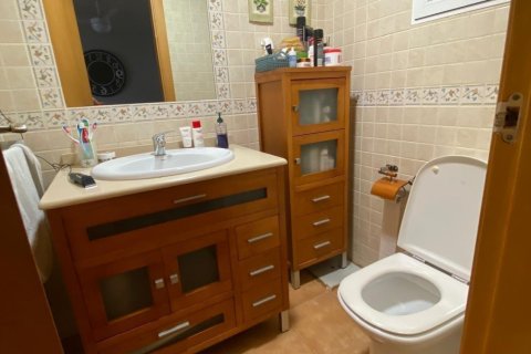 Hus till salu i Torrevieja, Alicante, Spanien 3 sovrum, 80 kvm. Nr. 160949 - foto 19