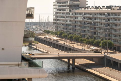 Apartament w Badalona, Barcelona, Hiszpania 4 sypialnie, 142 mkw. nr 160998 – zdjęcie 23