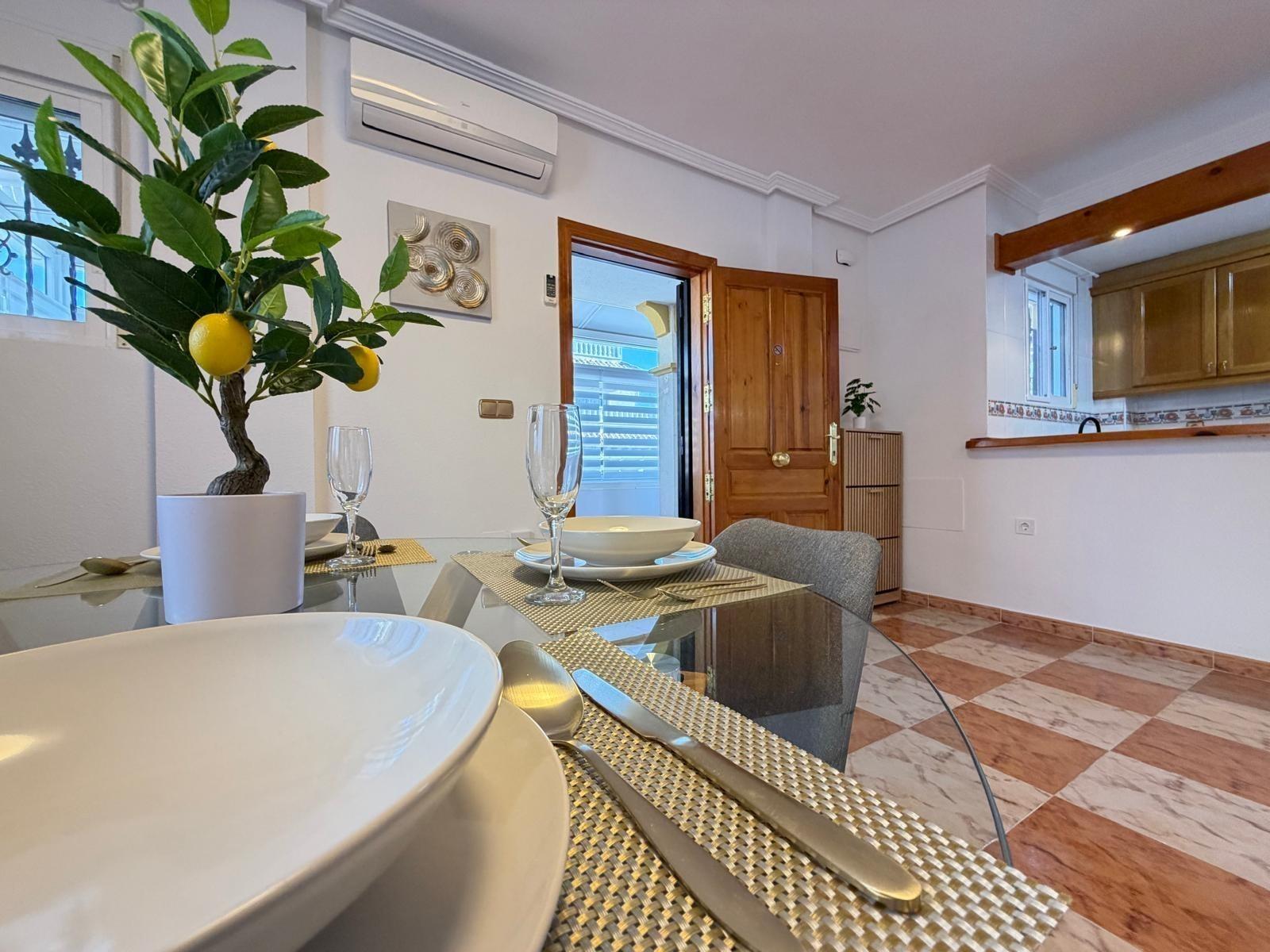House in Urbanizacion Las Filipinas, Alicante, Spain 2 bedrooms, 82 sq.m. No. 160948