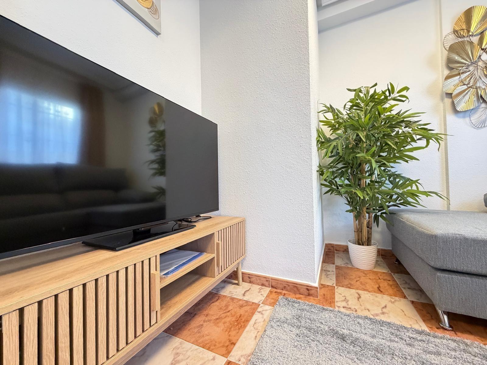House in Urbanizacion Las Filipinas, Alicante, Spain 2 bedrooms, 82 sq.m. No. 160948