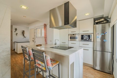 Villa for sale in La Manga del Mar Menor, Murcia, Spain 6 bedrooms, 282 sq.m. No. 147034 - photo 28