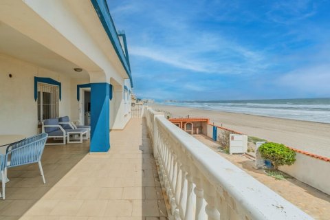 Villa for sale in La Manga del Mar Menor, Murcia, Spain 6 bedrooms, 282 sq.m. No. 147034 - photo 9