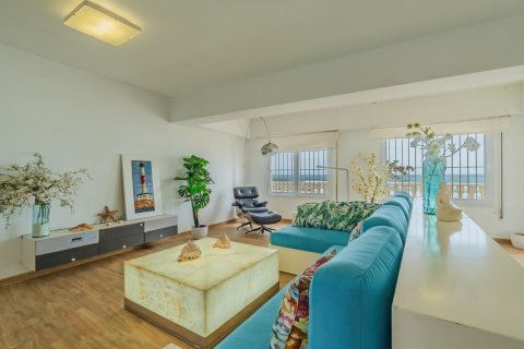 Villa for sale in La Manga del Mar Menor, Murcia, Spain 6 bedrooms, 282 sq.m. No. 147034 - photo 23