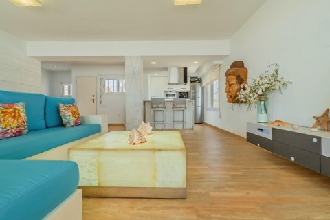 Villa for sale in La Manga del Mar Menor, Murcia, Spain 6 bedrooms, 282 sq.m. No. 147034 - photo 24