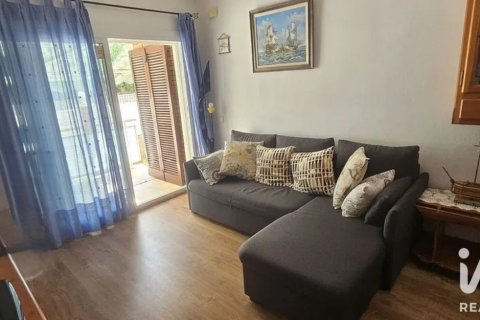 Продажа квартиры в Калафелл, Таррагона, Испания 3 спальни, 60м2 №193543 - фото 3