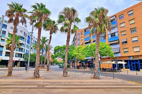 Apartment for sale in Alicante, Spain 2 bedrooms, 58.58 sq.m. No. 193547 - photo 30