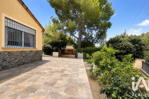 House for sale in Riudecanyes, Tarragona, Spain 4 bedrooms, 160 sq.m. No. 193544 - photo 27