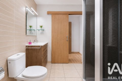 House for sale in Riudecanyes, Tarragona, Spain 4 bedrooms, 160 sq.m. No. 193544 - photo 20