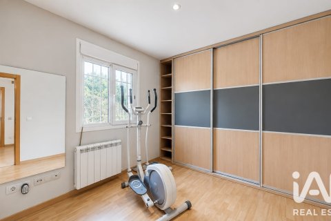 House for sale in Riudecanyes, Tarragona, Spain 4 bedrooms, 160 sq.m. No. 193544 - photo 14