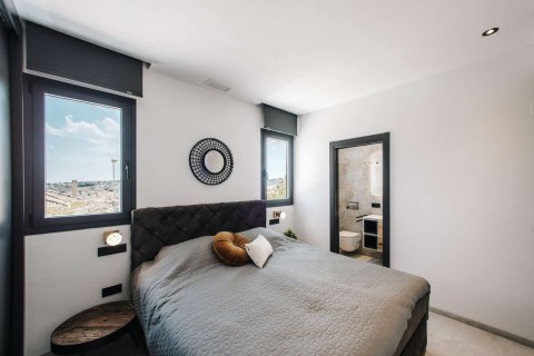 House for sale in Ciudad Quesada, Alicante, Spain 4 bedrooms, 240 sq.m. No. 175737 - photo 19