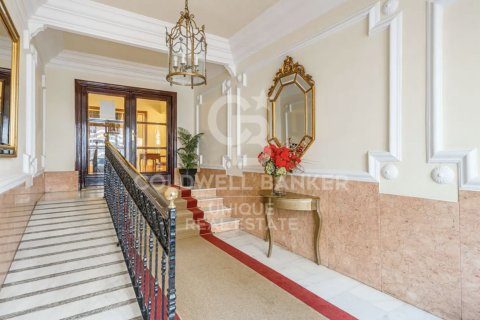 Apartment à vendre à Madrid, Espagne, 3 chambres, 106 m2 No. 159205 - photo 2