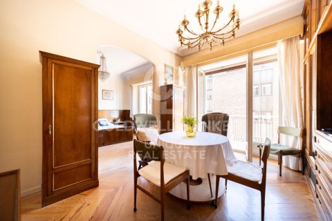 Продажа квартиры в Мадрид, Испания 4 спальни, 350м2 №159204 - фото 22