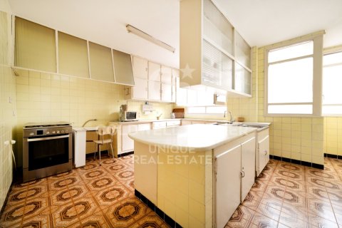 Продажа квартиры в Мадрид, Испания 4 спальни, 350м2 №159204 - фото 24