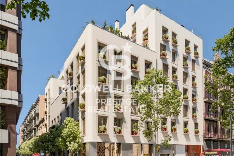 Apartment à vendre à Barcelona, Espagne, 2 chambres, 170 m2 No. 159200 - photo 2