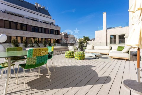 Apartment à vendre à Barcelona, Espagne, 2 chambres, 160 m2 No. 159201 - photo 15