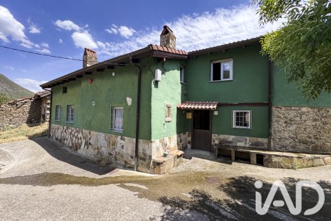 Villa zum Verkauf in Quiros, Asturias, Spanien 5 Schlafzimmer, 165 m2 Nr. 192078 - Foto 7