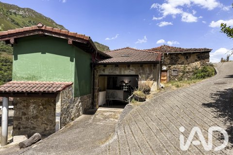 Villa zum Verkauf in Quiros, Asturias, Spanien 5 Schlafzimmer, 165 m2 Nr. 192078 - Foto 2