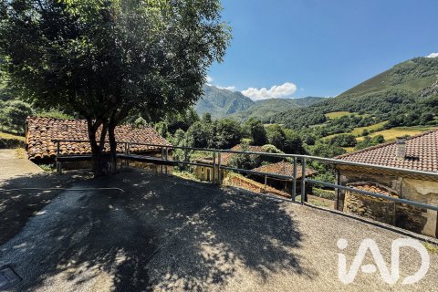 Villa zum Verkauf in Quiros, Asturias, Spanien 5 Schlafzimmer, 165 m2 Nr. 192078 - Foto 9