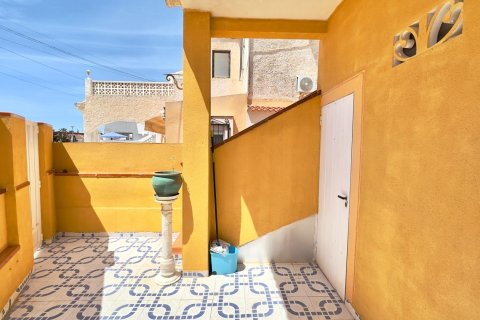 Bungalow for sale in Torrevieja, Alicante, Spain 1 bedroom, 46 sq.m. No. 183043 - photo 23