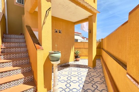 Bungalow in Torrevieja, Alicante, Spain 1 bedroom, 46 sq.m. No. 183043