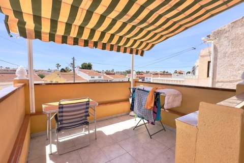 Bungalow for sale in Torrevieja, Alicante, Spain 1 bedroom, 46 sq.m. No. 183043 - photo 2
