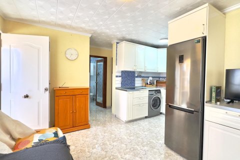 Bungalow for sale in Torrevieja, Alicante, Spain 1 bedroom, 46 sq.m. No. 183043 - photo 19