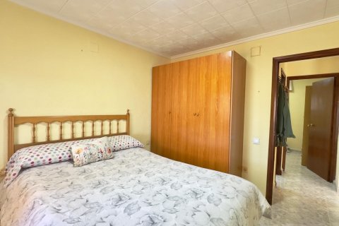 Bungalow for sale in Torrevieja, Alicante, Spain 1 bedroom, 46 sq.m. No. 183043 - photo 9