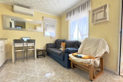 Bungalow for sale in Torrevieja, Alicante, Spain 1 bedroom, 46 sq.m. No. 183043 - photo 5