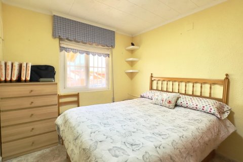 Bungalow for sale in Torrevieja, Alicante, Spain 1 bedroom, 46 sq.m. No. 183043 - photo 8