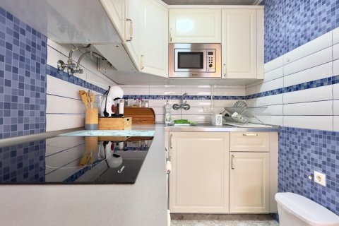 Bungalow for sale in Torrevieja, Alicante, Spain 1 bedroom, 46 sq.m. No. 183043 - photo 6
