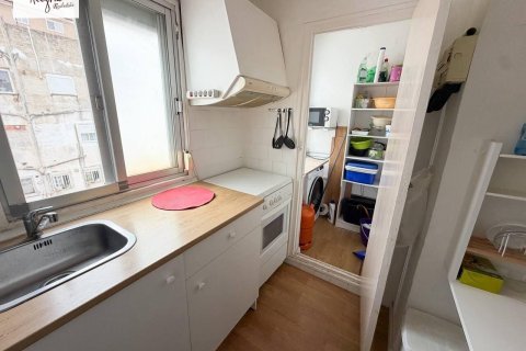 Apartment for sale in Manises, Valencia, Spain 1 bedroom, 58 sq.m. No. 183041 - photo 7