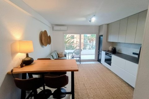 Lägenhet till salu i Guardamar del Segura, Alicante, Spanien 2 sovrum, 51 kvm. Nr. 183046 - foto 8