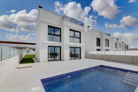 Villa en venta en Mutxamel, Alicante, España 3 dormitorios, 118 m2 No. 142617 - foto 1