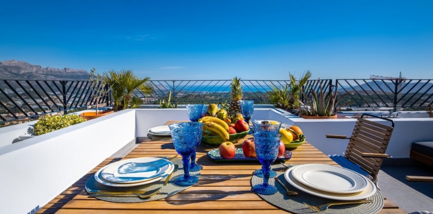 Villa en Polop, Alicante, España 3 dormitorios, 200 m2 No. 142620