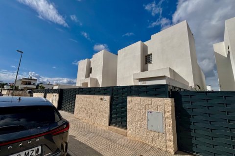 Villa for sale in Benijofar, Alicante, Spain 2 bedrooms, 118 sq.m. No. 146613 - photo 21