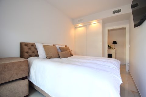 Lägenhet till salu i Alicante, Spanien 3 sovrum, 114 kvm. Nr. 146611 - foto 12